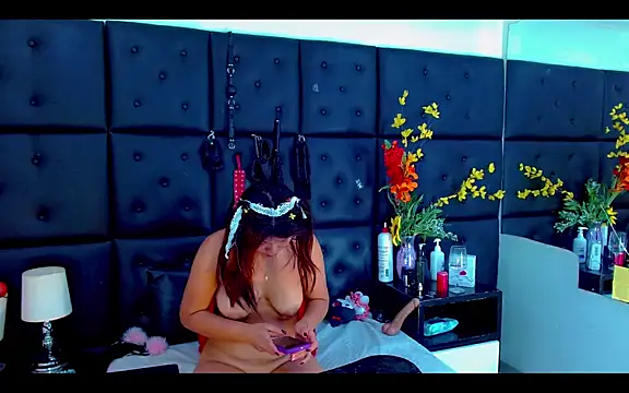 Chat XXX ao vivo de Cloelombard