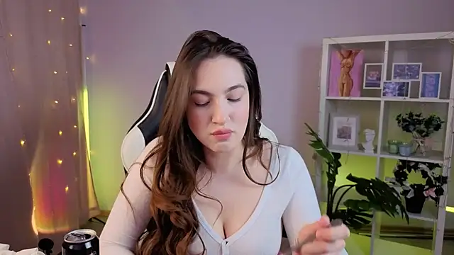 Chatroom XXX en direct de MelissaLovely_