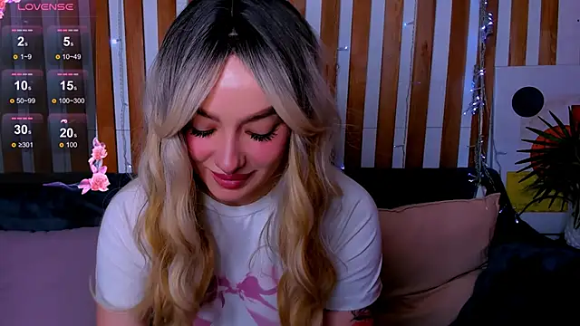 Emily_Tylerr Live XXX-chat