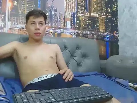 santiago_xxxcol Webcamshow