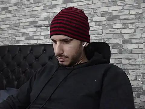 MrTyler667のウェブカメラショー