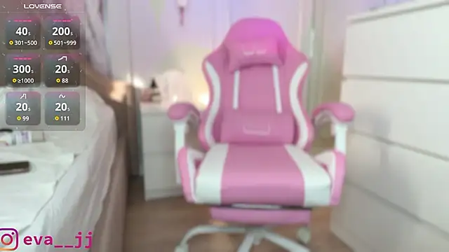 Eva_JJ Chat XXX in diretta