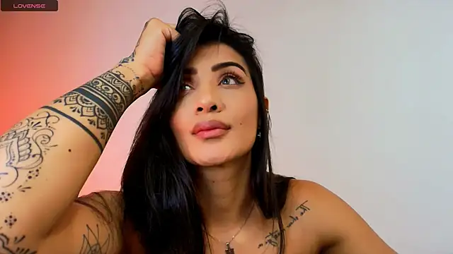 Show modela Dannawells na web-kameri