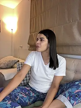 Czat XXX na żywo – Leah_Honey26