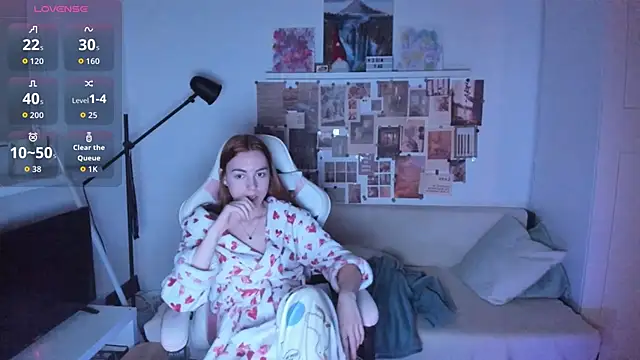 Mia_Madden 现场XXX聊天