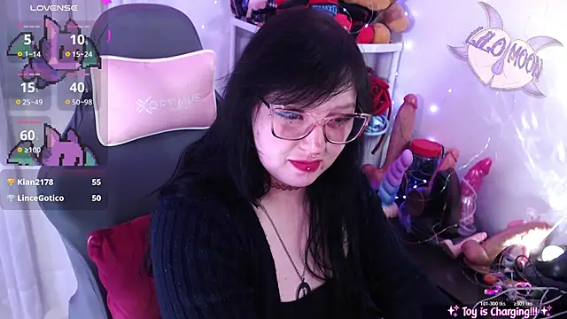 Chat +18 de LiloMoon69 ao vivo