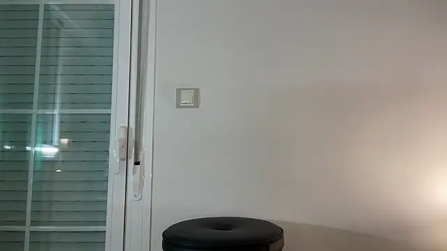 SweetTits26: απευθείας συνομιλία ΧΧΧ