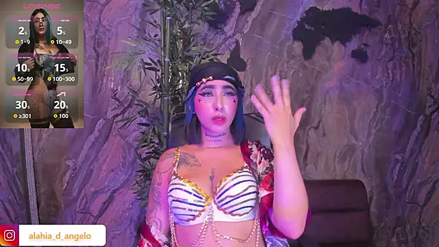 Chat +18 de Alahia_Dangelo ao vivo