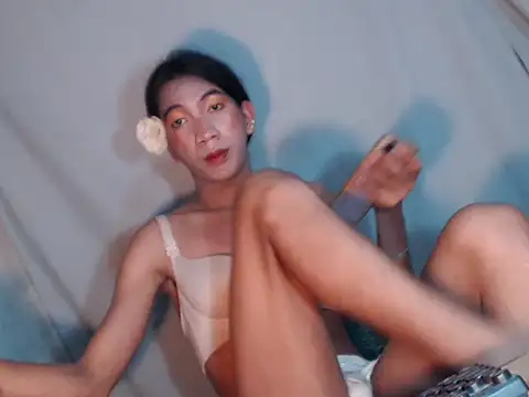 xyourdreamtrans Chat XXX live