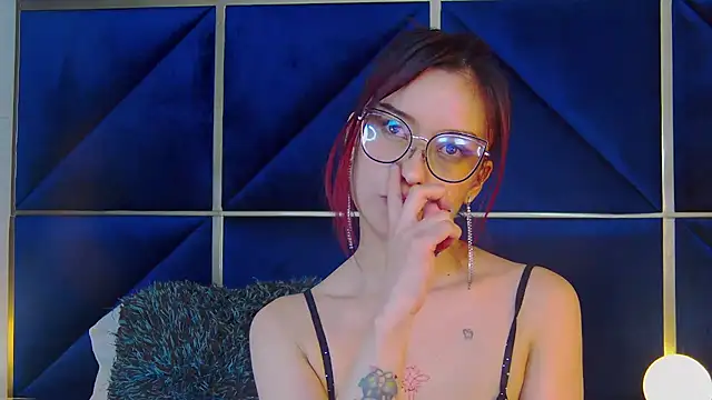 แชท XXX สดของ Ivanna_Teaser