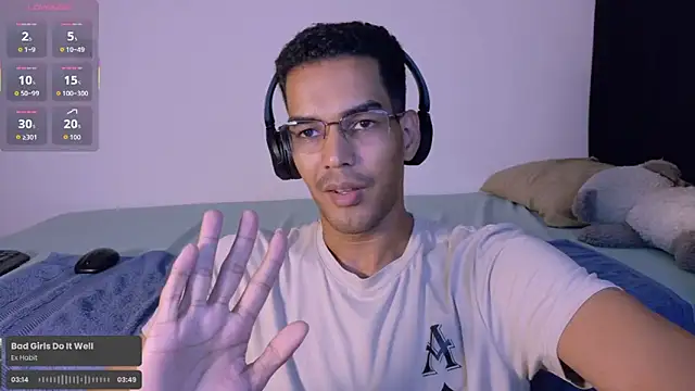 دردشة Pikashu7u7 الجنسية المباشرة