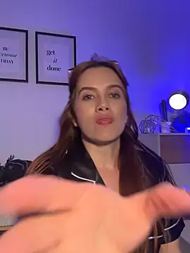 annieford_: απευθείας συνομιλία ΧΧΧ