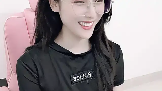 Hoa_Rosy22 Live XXX-Chat