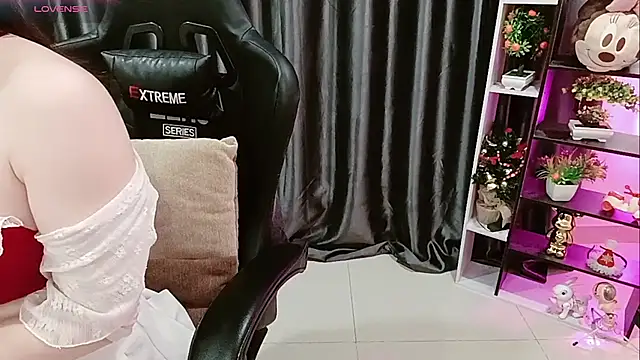 Yuki-yio লাইভ XXX চ্যাট