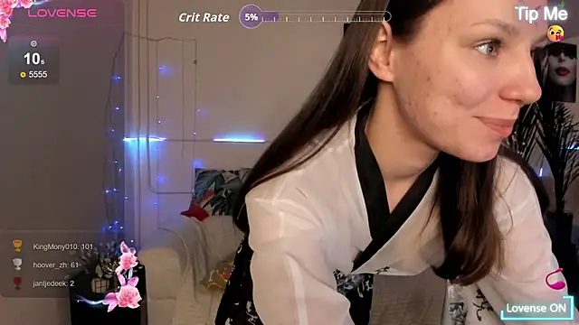 Chat +18 de AliceW0ral ao vivo