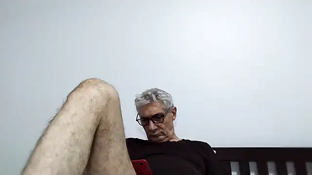 Chat +18 de BIGUNCUTHARDCOCK ao vivo