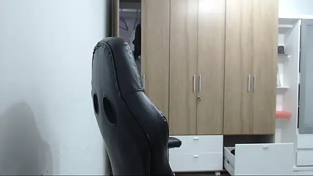 Živý XXX chat RoxanaLove9