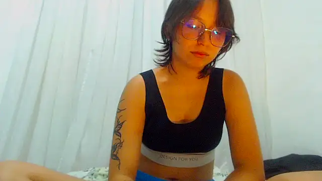 Klaret_Toy – Naživo XXX chat