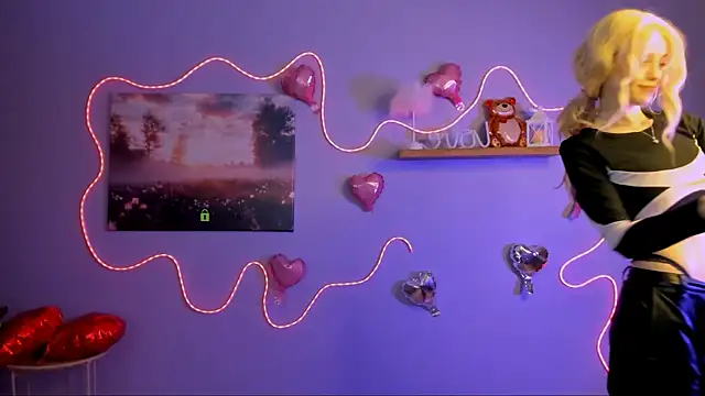 XXX chat uživo modela mia_starrr_