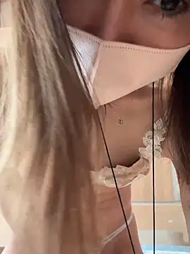 XXX chat uživo modela Kyouka_wife