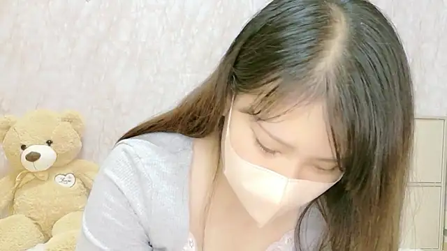 XXX chat uživo modela erina_oo