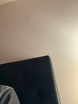 Živý XXX chat Guitccch