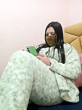 LONA-_- Adlı Modelin Canlı XXX Sohbeti