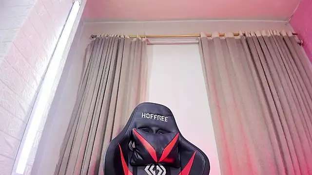 Engel_boss: απευθείας συνομιλία ΧΧΧ