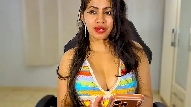 FannyXhot Chat XXX in diretta