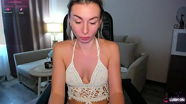 Chatroom XXX en direct de DannaEvan