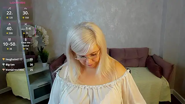 Hella_Fabel's Live XXX Chat