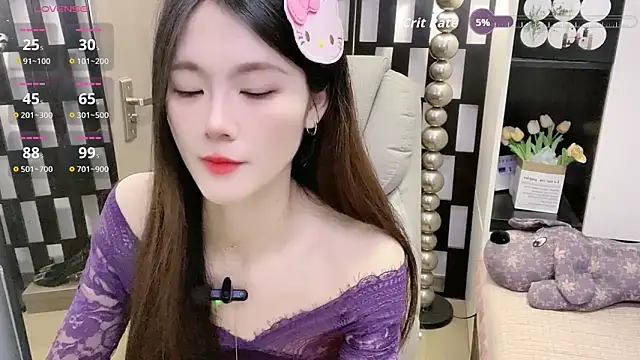 Yueyue-MM 网络视讯表演