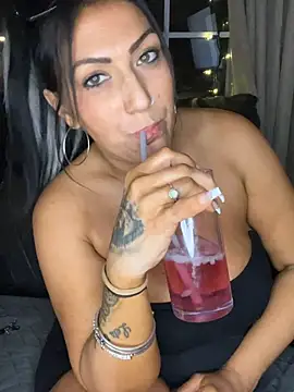 LittleMissEeveのライブXXXチャット