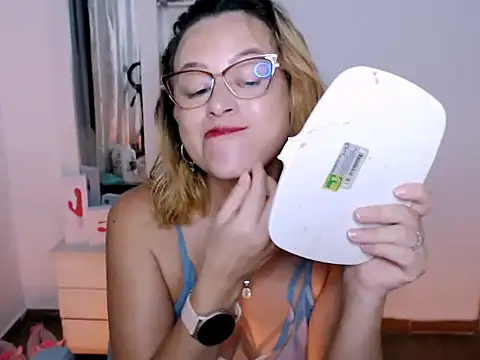 BOREAL_MOON Live XXX Chat