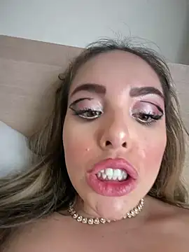 Alirawrz – Naživo XXX chat