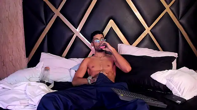 Thiagoferreti – Naživo XXX chat