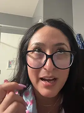 Chatroom XXX en direct de Goddessxxrosexx