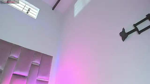 ScarlettFox0's Live XXX Chat