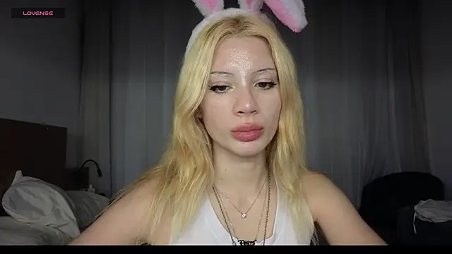 qualitybab's Live XXX Chat