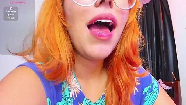 _Moon_Johnson: απευθείας συνομιλία ΧΧΧ