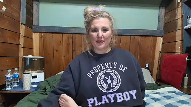 lisaxlovexxx: διαδικτυακό σόου στην κάμερα