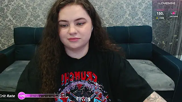 LunaRoub's Live XXX Chat