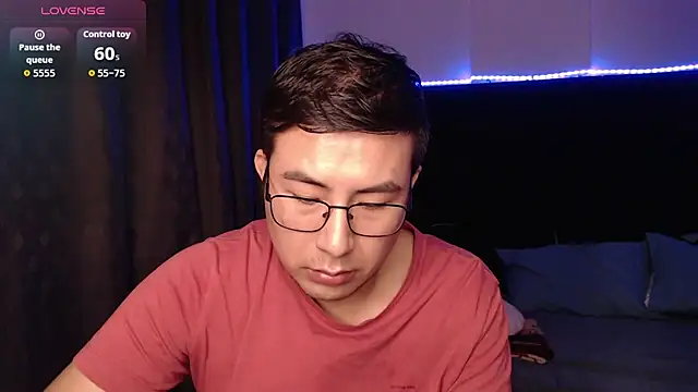 andrewmhilton_ webkamerás műsora