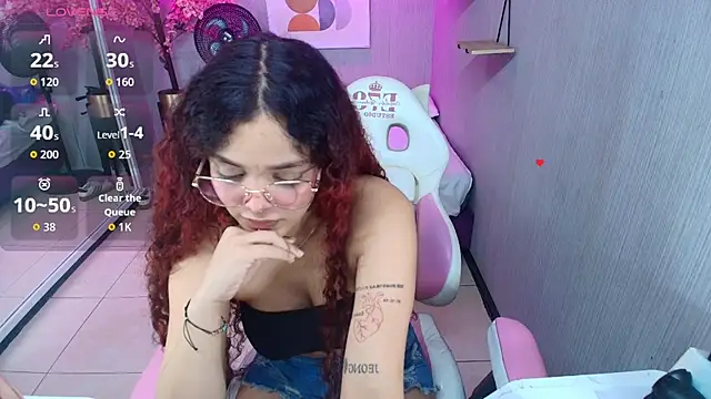 Czat XXX na żywo – Maggy_t18