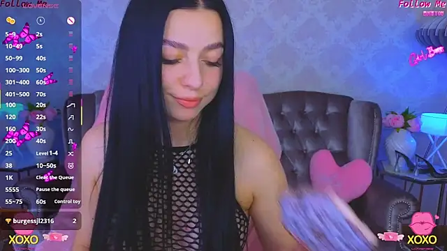 KitnissKiss – Naživo XXX chat