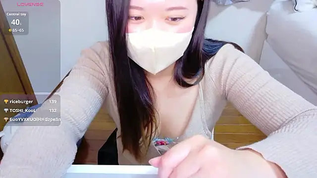 hinano_ – Naživo XXX chat