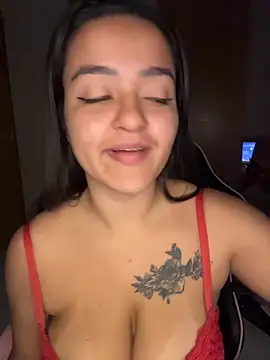 Manu_2002_ – Naživo XXX chat