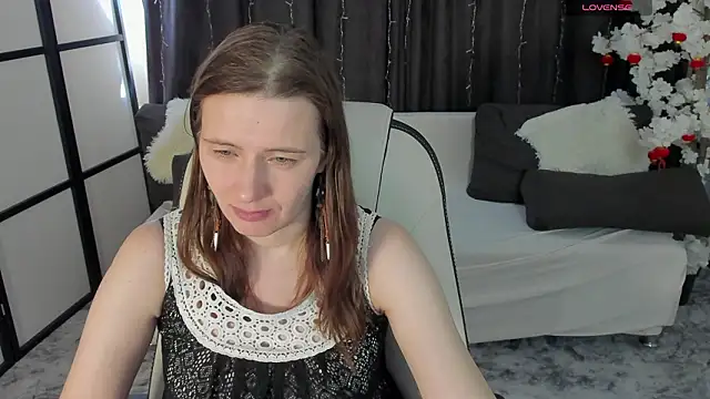 Kathrine_Meyer – Naživo XXX chat