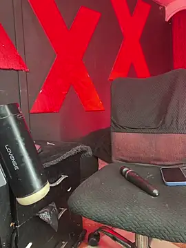 abrilbigcock Adlı Modelin Web Kamerası Şovu