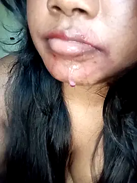 Show modela Hotlisa na web-kameri